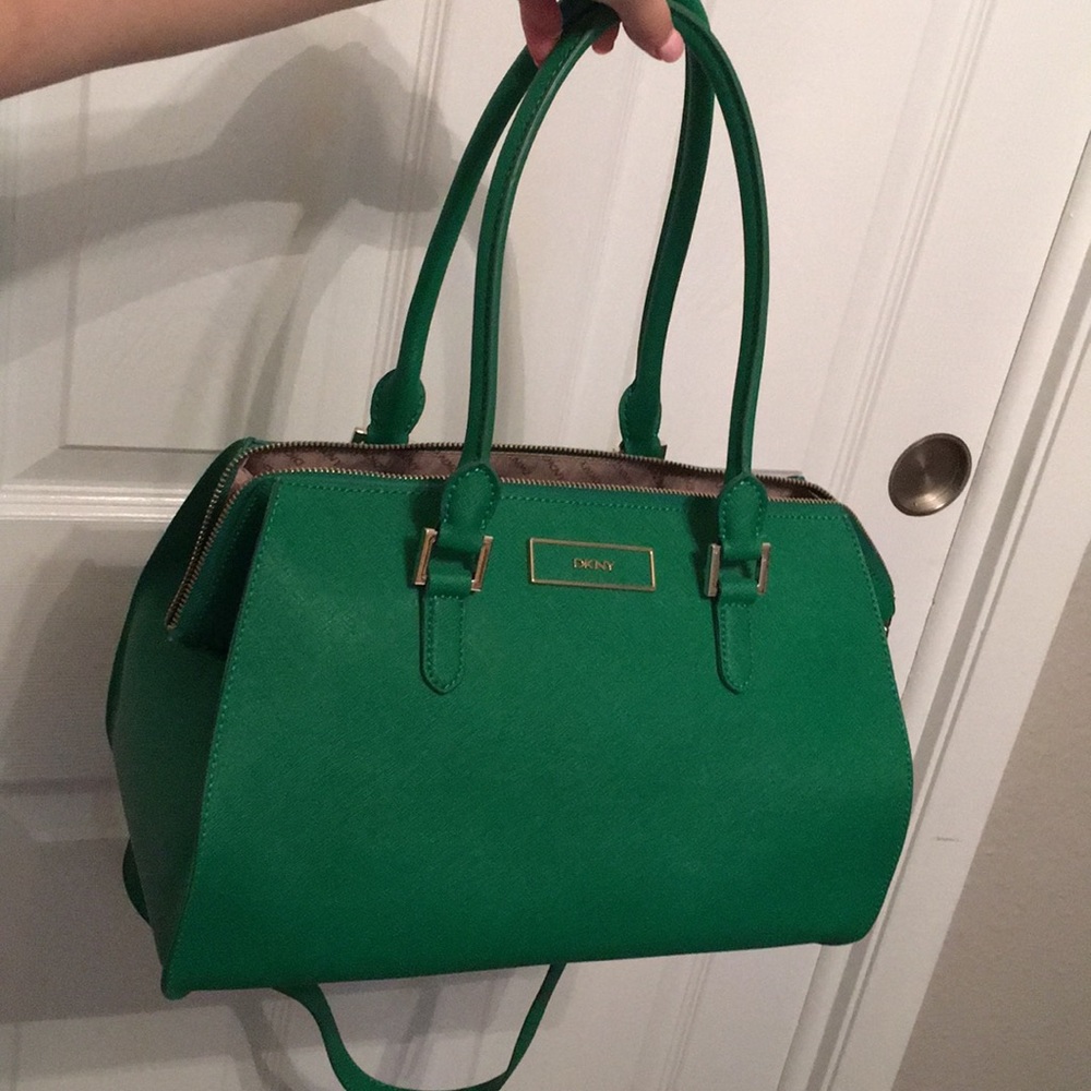 💚 emerald purse